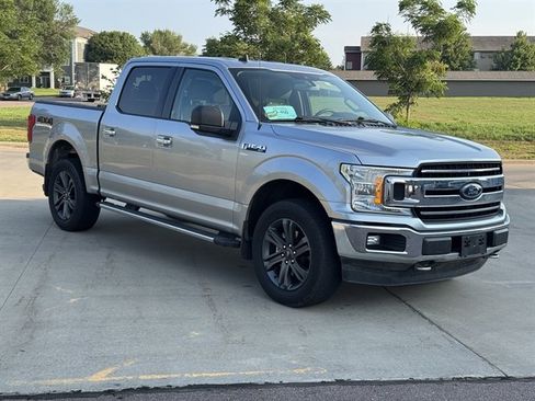 Used 2020 Ford F150 XLT w/ Equipment Group 302A Luxury AWD/4WD image 3
