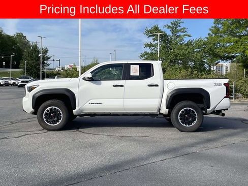 Used 2024 Toyota Tacoma TRD Off-Road AWD/4WD image 2