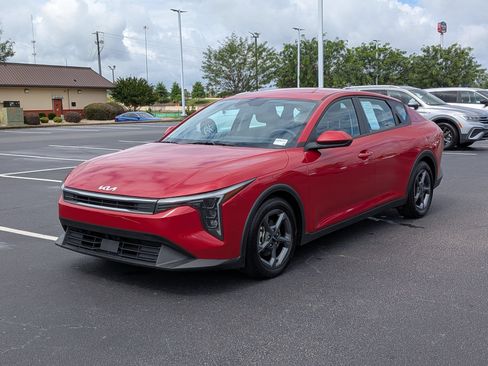 Used 2025 Kia K4 FWD image 7