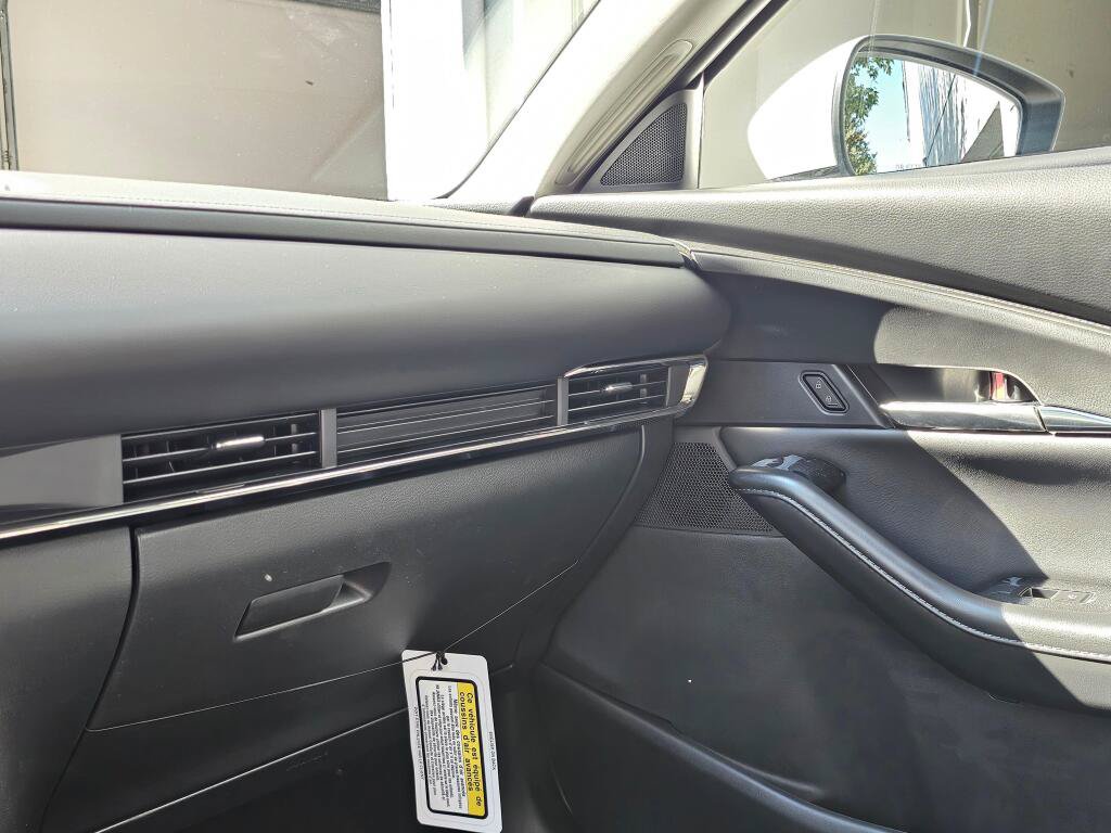 Certified 2025 MAZDA CX-30 AWD 2.5 S w/ Preferred Package image 22