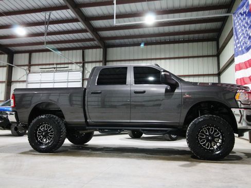 Used 2023 RAM 2500 Tradesman AWD/4WD image 13