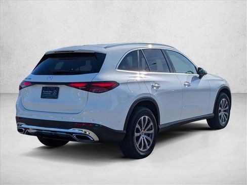 New 2026 Mercedes-Benz GLC 300 image 2