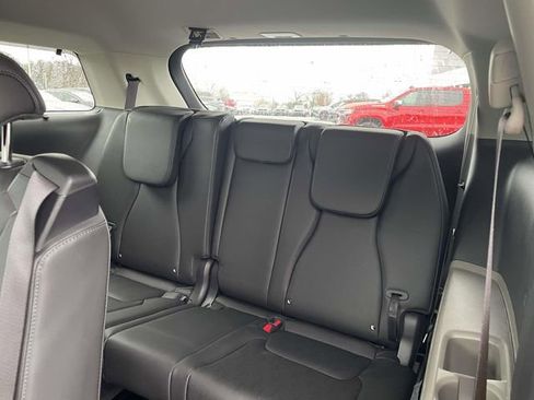 New 2026 Kia Carnival EX image 22