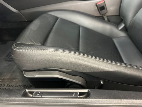 Used 2016 Porsche Cayman RWD image 15
