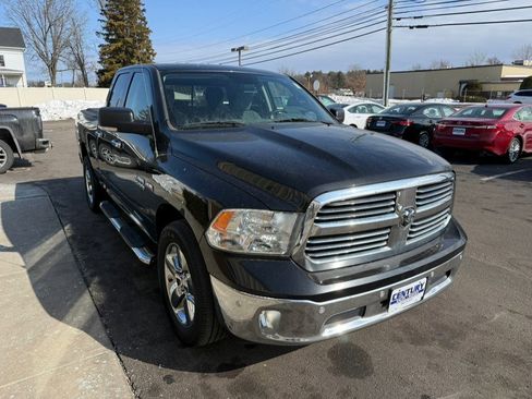 Used 2017 RAM 1500 Big Horn image 10