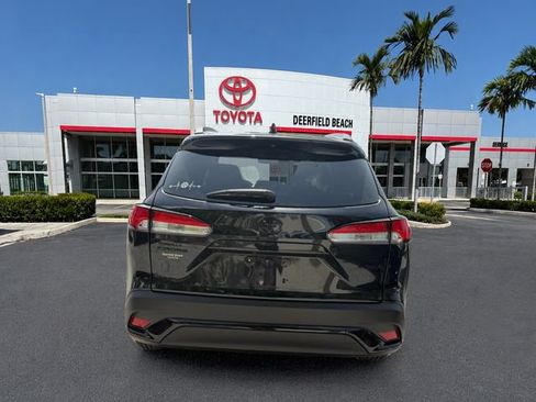 Used 2023 Toyota Corolla Cross AWD Hybrid image 6