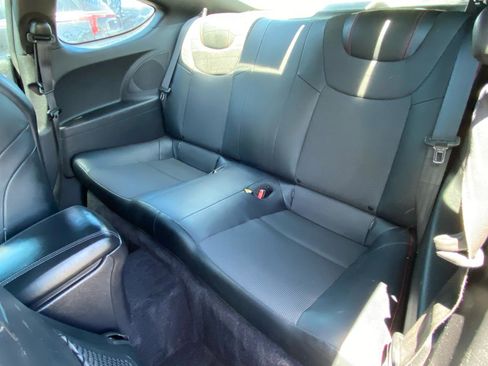 Used 2015 Hyundai Genesis 3.8 RWD image 23