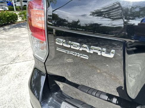 Used 2018 Subaru Forester 2.5i Touring w/ Popular Package #3B AWD/4WD image 25