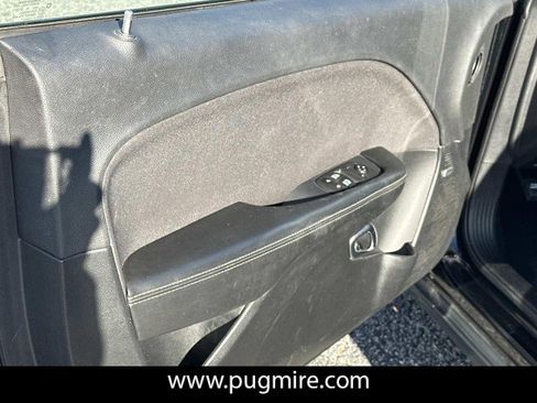 Used 2019 Dodge Challenger R/T Scat Pack w/ Shaker Package image 10