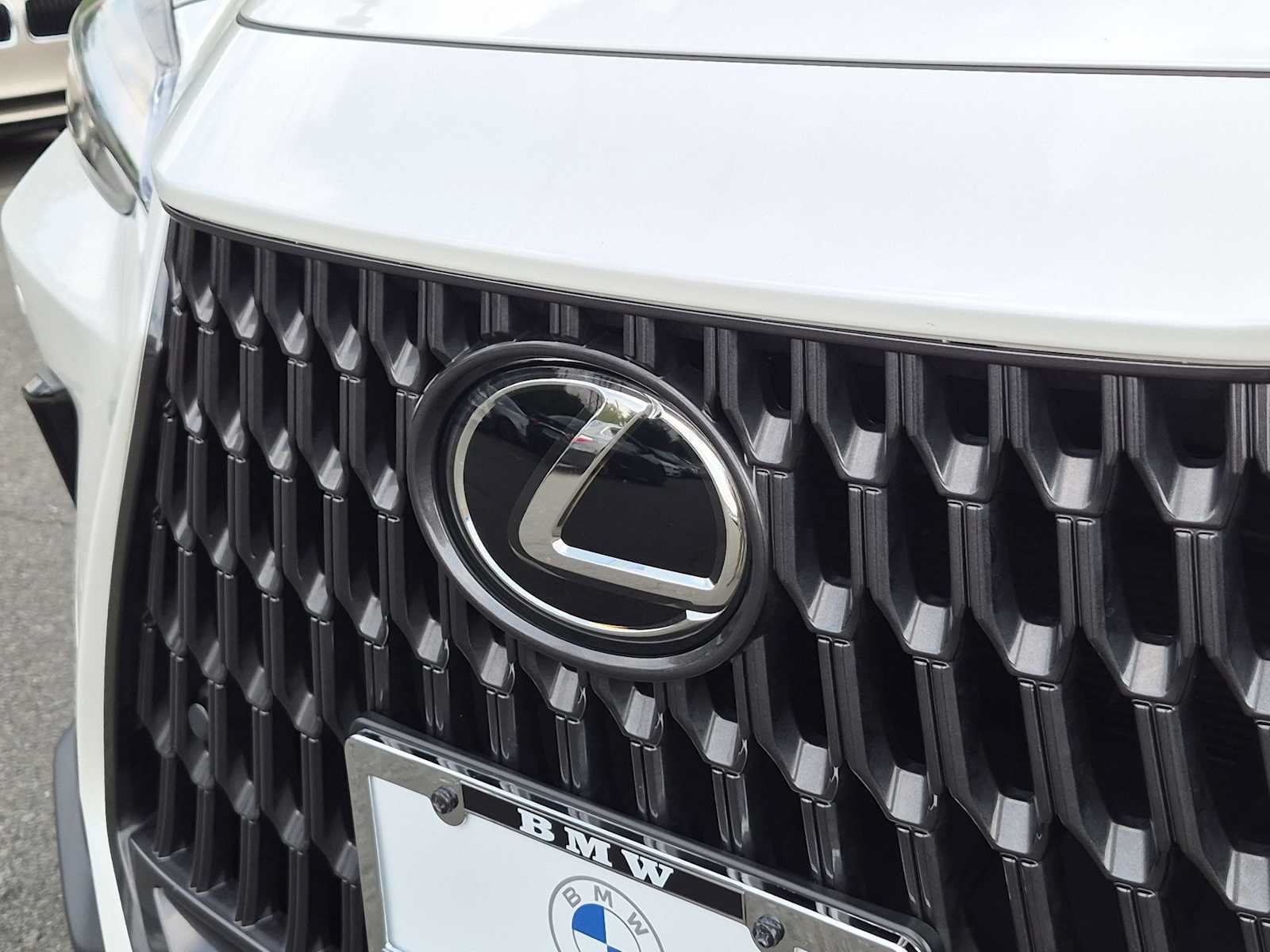 Used 2024 Lexus NX 350h AWD image 12