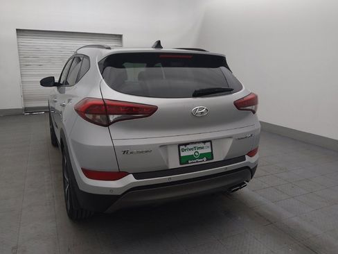 Used 2016 Hyundai Tucson Limited w/ Option Group 03 FWD image 5