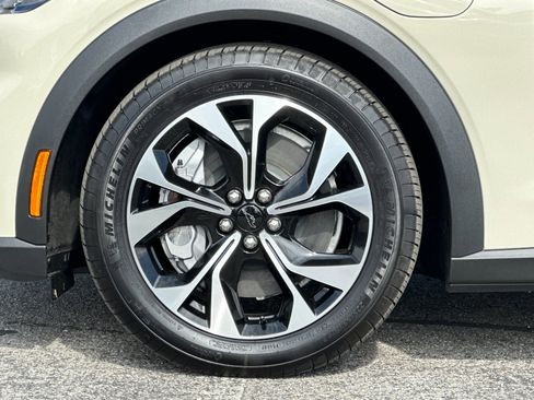 Certified 2025 Ford Mustang Mach-E Select w/ Comfort Package Lite image 26