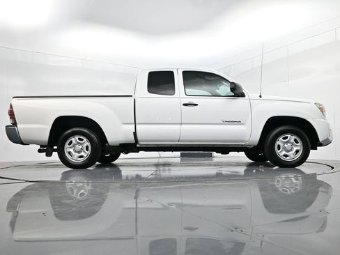 Used 2012 Toyota Tacoma 2WD Access Cab image 37