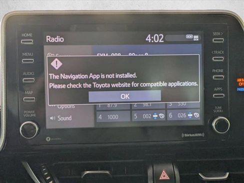 Used 2020 Toyota C-HR LE image 15