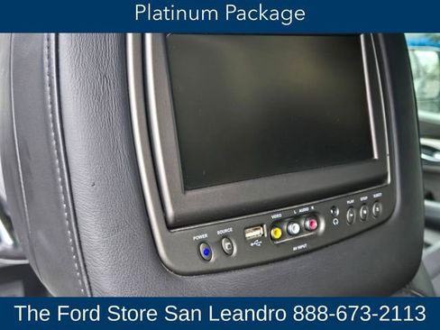 Used 2018 Cadillac Escalade ESV Platinum RWD image 21