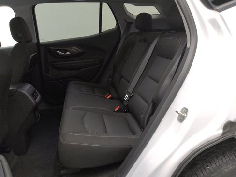 Used 2024 GMC Terrain SLE image 18