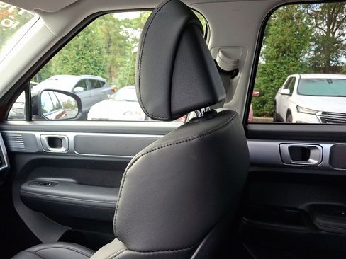 Used 2024 Hyundai Santa Fe XRT image 17