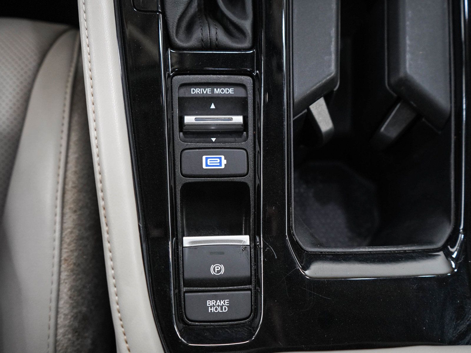 Used 2023 Honda Accord Touring image 23