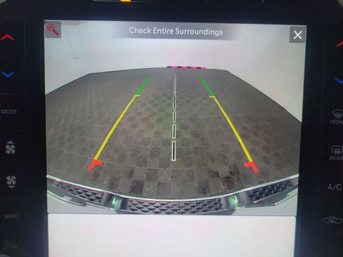 Used 2025 RAM 1500 Laramie image 27