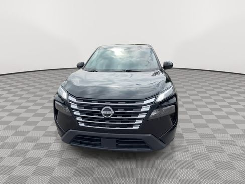 Used 2024 Nissan Rogue SV AWD/4WD image 3