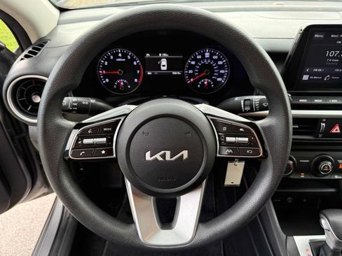 Used 2024 Kia Forte LXS FWD image 14