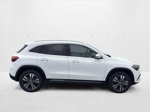 New 2025 Mercedes-Benz GLA 250 image 7