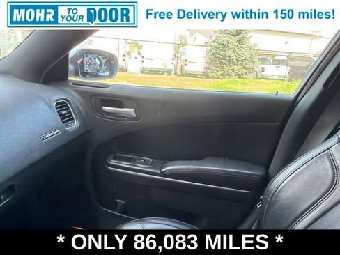 Used 2021 Dodge Charger SXT w/ Leather Interior Group RWD image 31