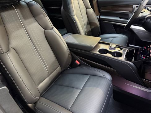 New 2026 Cadillac Vistiq Luxury AWD/4WD image 56