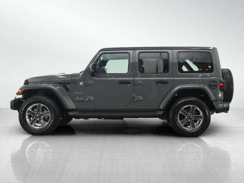 Used 2019 Jeep Wrangler Unlimited Sahara w/ Uconnect 4C Nav & Sound Group image 2