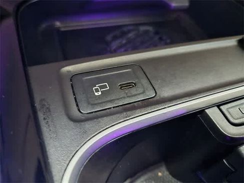 Used 2023 Mercedes-Benz GLB 250 GLB 250 image 32