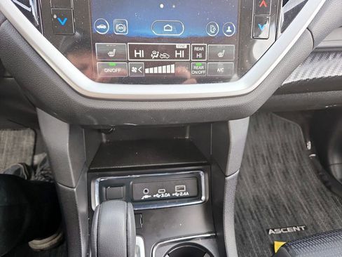 Used 2024 Subaru Ascent Premium w/ Convenience Package image 25