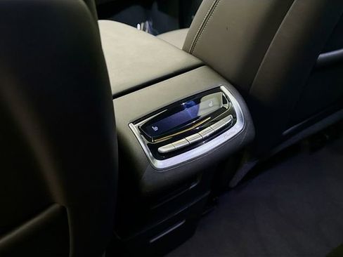 Used 2024 Cadillac XT6 Premium Luxury image 28