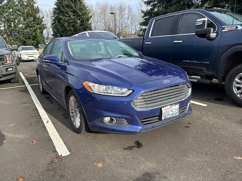 Used 2014 Ford Fusion Energi SE image 2