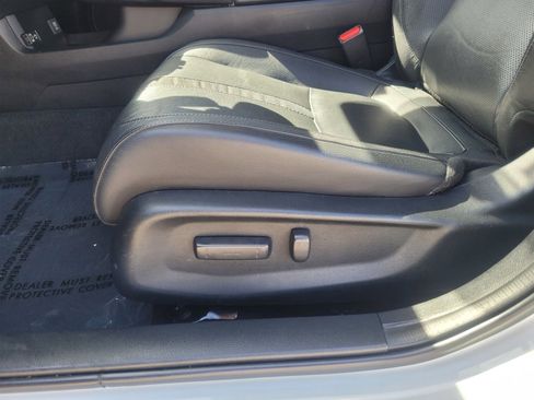 Used 2021 Honda Civic Touring image 11