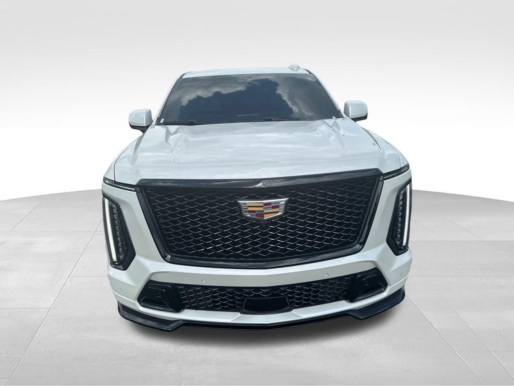 Used 2025 Cadillac Escalade V AWD/4WD image 9