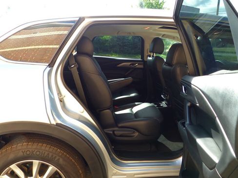 Used 2023 MAZDA CX-9 Touring image 38