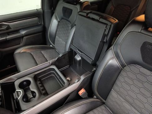 Used 2020 RAM 1500 Big Horn w/ Built-to-serve Edition image 26