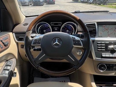 Used 2015 Mercedes-Benz ML 350 4MATIC image 19