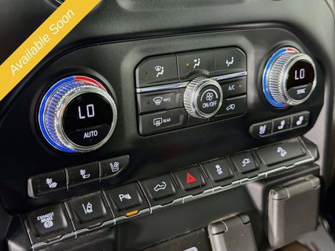 Used 2022 GMC Sierra 2500 Denali AWD/4WD image 16