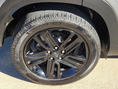 Used 2025 Chevrolet Trax ACTIV image 6