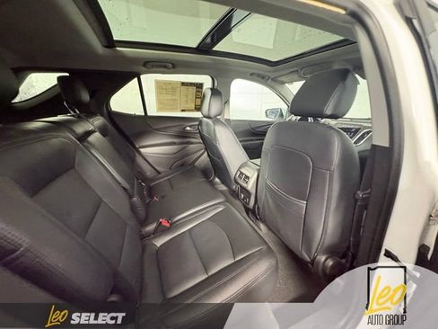 Used 2018 Chevrolet Equinox LT w/ Sun & Infotainment Package FWD image 19
