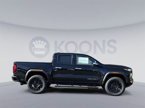 New 2026 GMC Canyon Denali w/ LPO, Denali Black Edition image 8