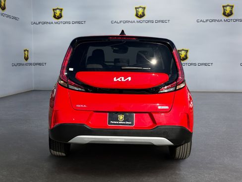Used 2023 Kia Soul EX image 4
