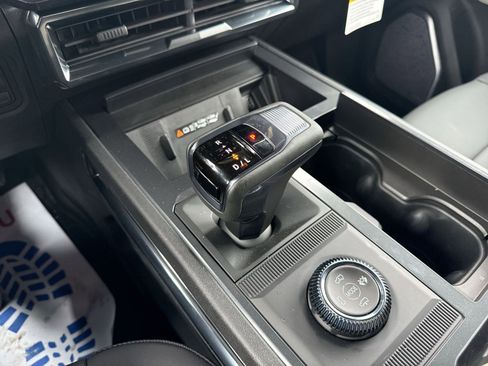 New 2026 GMC Hummer EV SUV w/ LPO, Illumination Package image 19