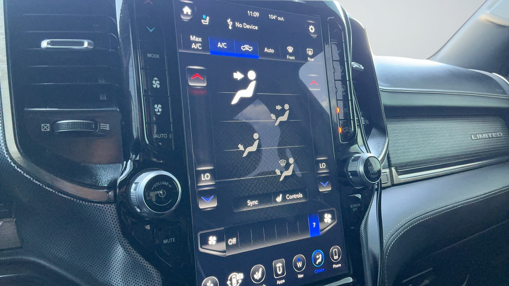 Used 2020 RAM 1500 Limited w/ Advanced Safety Group RWD image 16