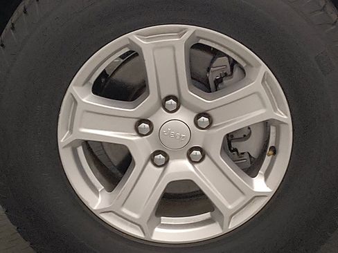 Used 2020 Jeep Wrangler Unlimited Sport S image 31