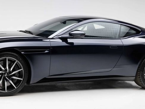 Used 2018 Aston Martin DB11 V12 RWD image 11