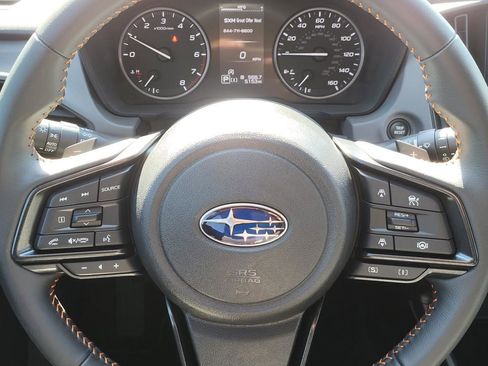 Certified 2025 Subaru Crosstrek 2.5i Limited w/ Crosstrek Mirror Package image 24