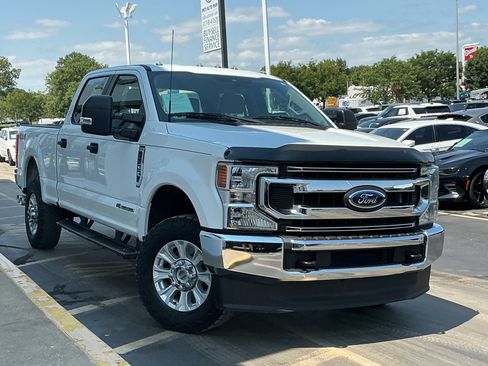 Used 2022 Ford F350 XL w/ STX Appearance Package AWD/4WD image 2