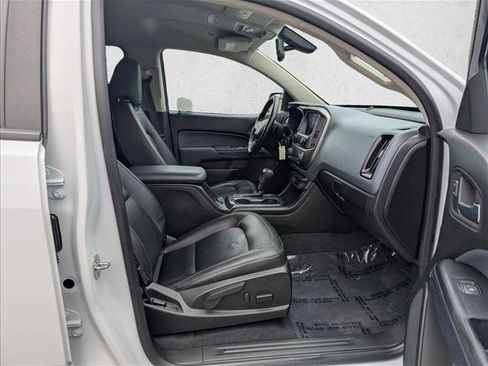 Used 2019 Chevrolet Colorado Z71 AWD/4WD image 18